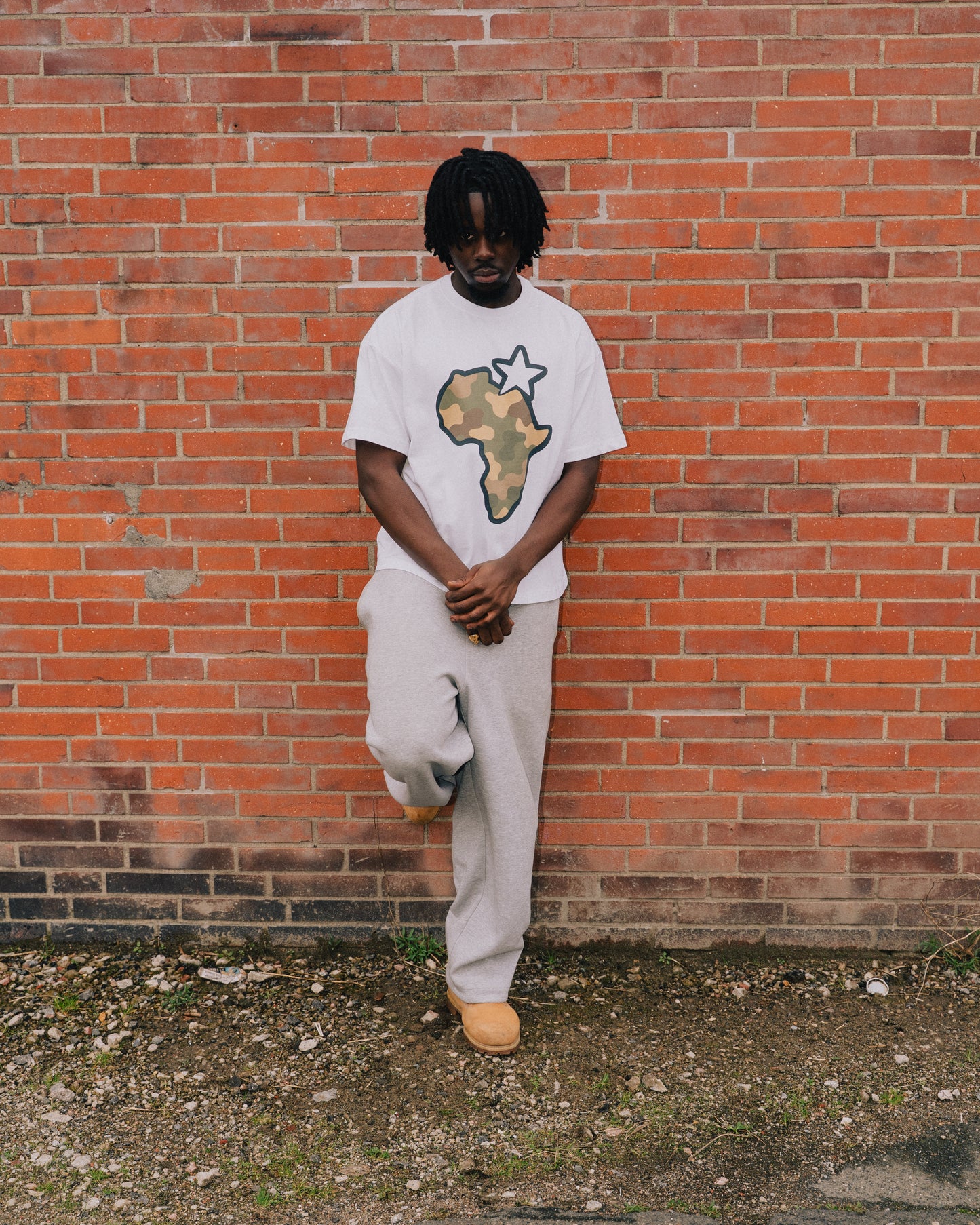 MOTHERLAND* TEE