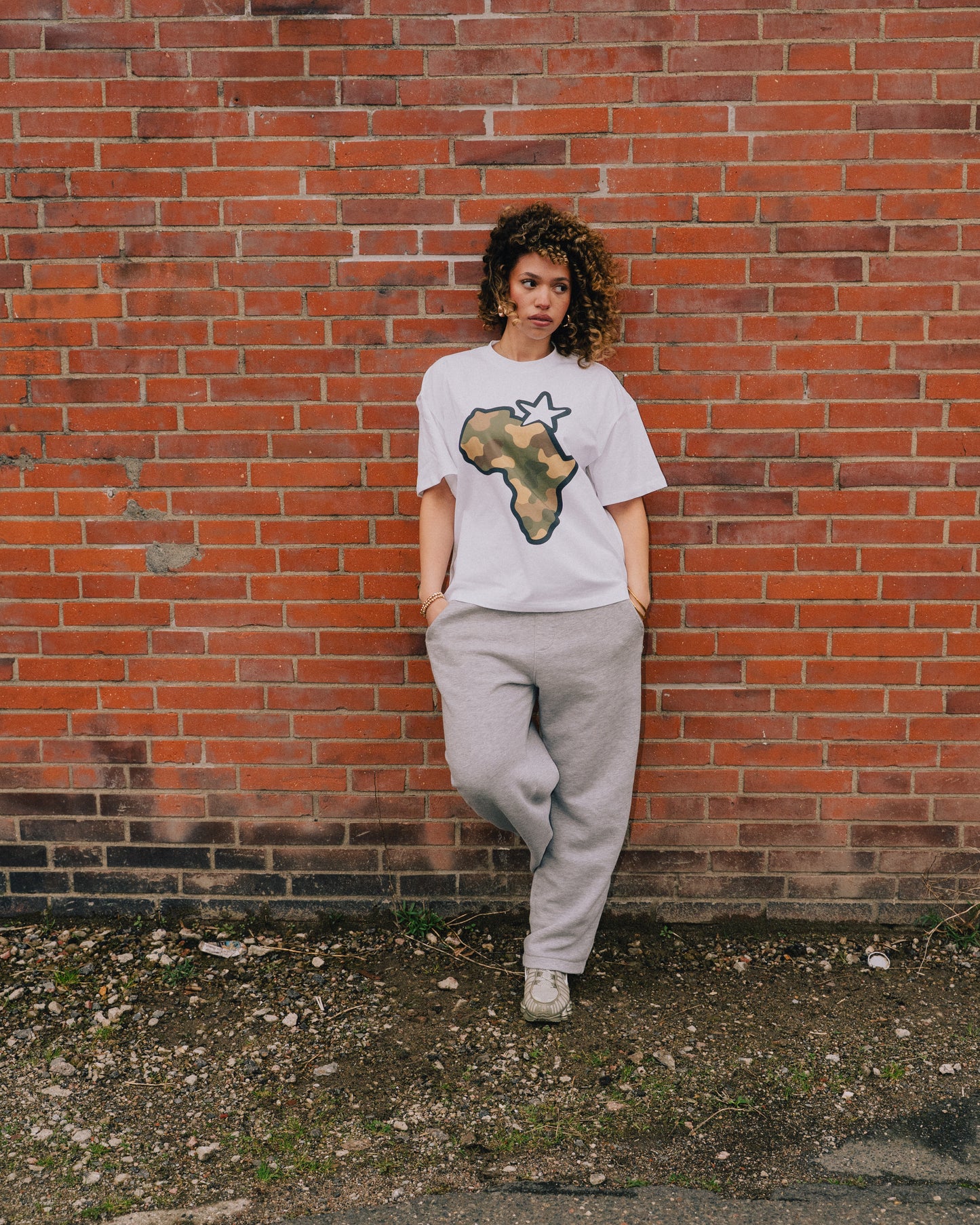 MOTHERLAND* TEE